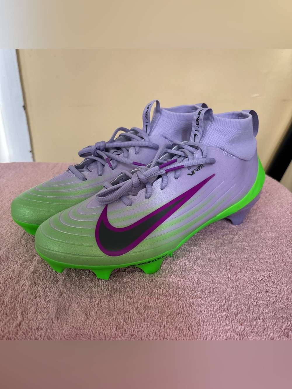 Nike Air Zoom Vapor Pro 1Football Cleats, Hydrangeas. Men's Sz 10.5, IB8250-500